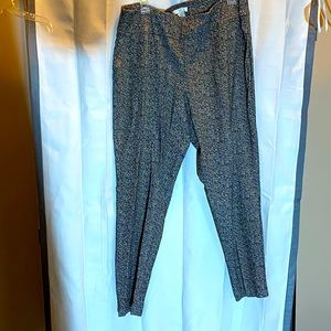 Comfy black/white spec pants size 16w
